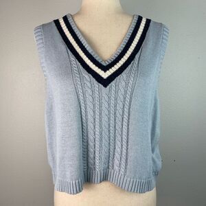 BP Sleeveless V-Neck Sweater Size L EUC